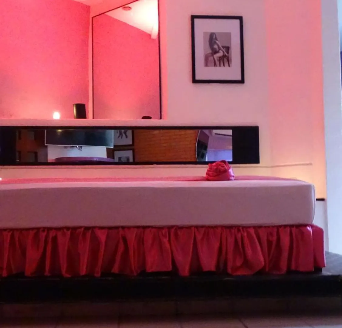 Motel Las Cerezas Cancun
